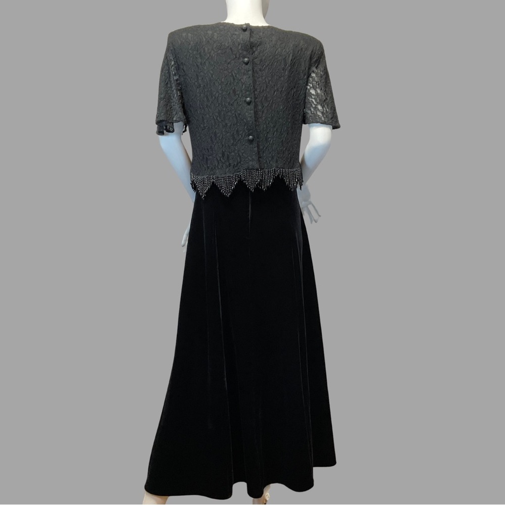 Dressy Betsy Women's 14 Black Lace Velvet Beaded Formal Dress Elegant Evening - Picture 4 of 4